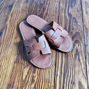 Gently Worn Woman's Sandal - Tan - Size 9